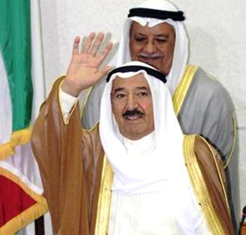 أمير الكويت الشيخ صباح الاحمد الصباح في افتتاح جلسة للبرلمان